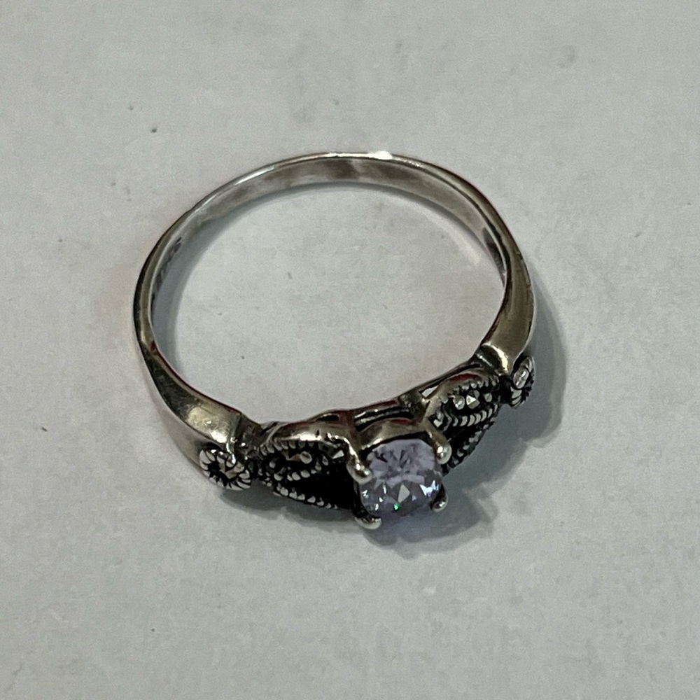 Vintage Sterling Silver Amethyst Marcasite Ring size 6.5